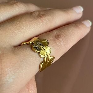 🌸 NEW Flower Open Ring 🌸